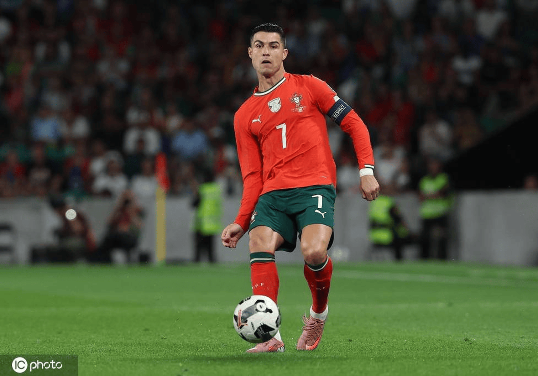 C罗新星战术调整表现惊艳,皇家马德里未来可期!的简单介绍